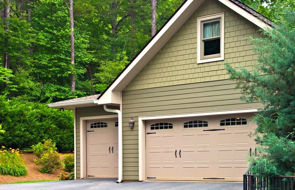Garage door supplier